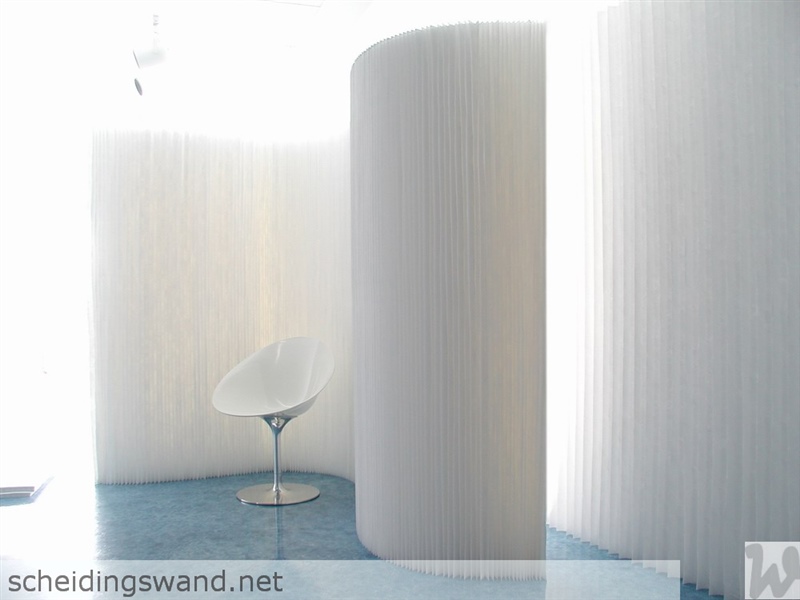 07 molo design softwall textile white