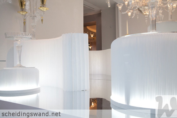 28 molo design Retail Baccarat