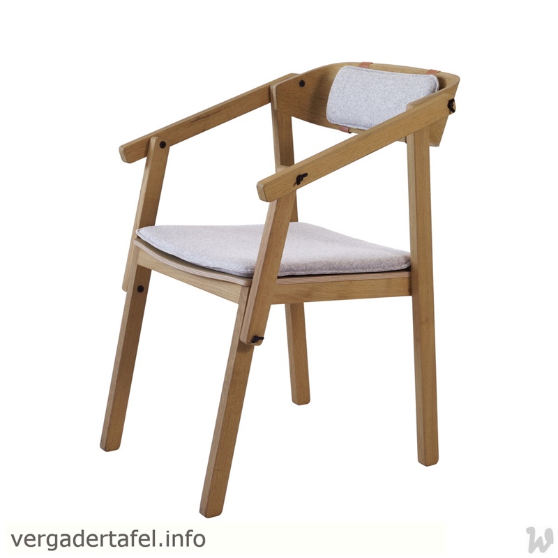 20 Askia Atelier Chair